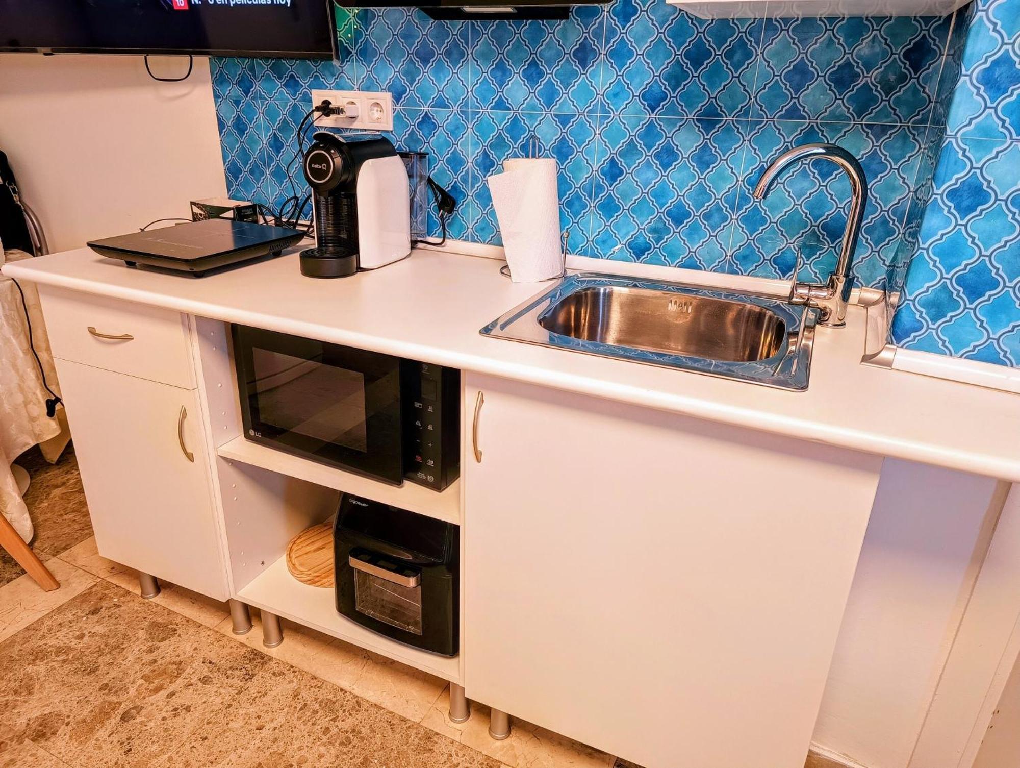 Estudios Apartment Badalona